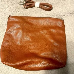 Medium crossbody purse